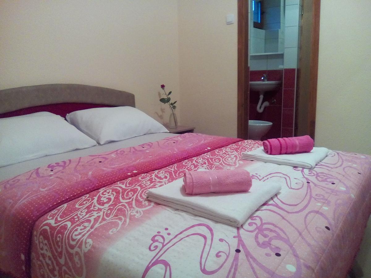 Apartmani Sara Trebinje Ngoại thất bức ảnh